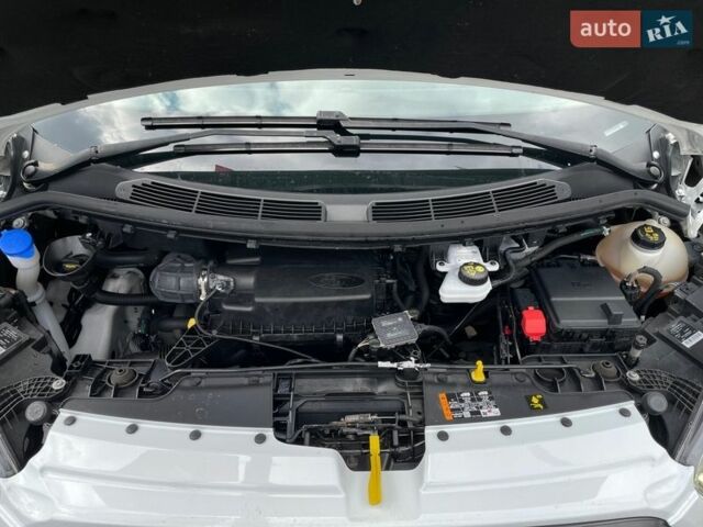 Белый Форд Транзит Кастом, объемом двигателя 2 л и пробегом 255 тыс. км за 16555 $, фото 52 на Automoto.ua