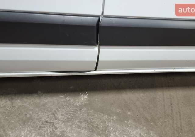 Белый Форд Транзит Кастом, объемом двигателя 2 л и пробегом 225 тыс. км за 18500 $, фото 24 на Automoto.ua