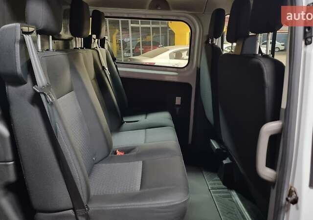 Белый Форд Транзит Кастом, объемом двигателя 2 л и пробегом 225 тыс. км за 18500 $, фото 12 на Automoto.ua