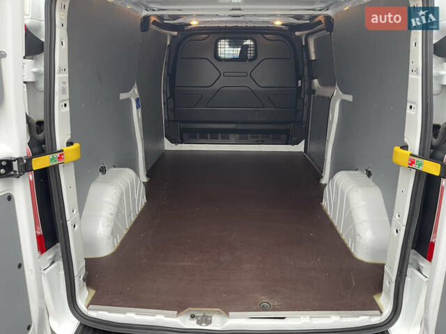 Білий Форд Транзит Кастом, об'ємом двигуна 2 л та пробігом 162 тис. км за 19300 $, фото 21 на Automoto.ua
