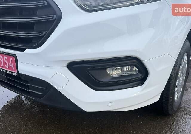 Белый Форд Транзит Кастом, объемом двигателя 2 л и пробегом 161 тыс. км за 17700 $, фото 45 на Automoto.ua