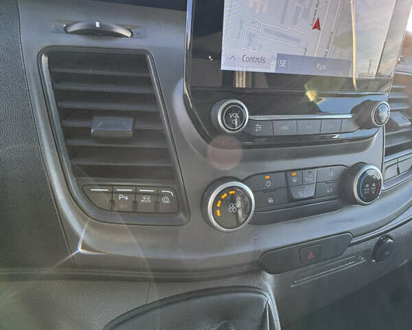 Білий Форд Транзит Кастом, об'ємом двигуна 2 л та пробігом 217 тис. км за 18900 $, фото 18 на Automoto.ua