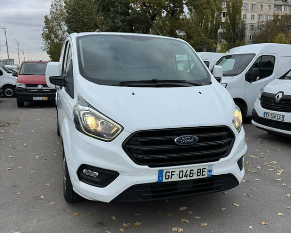 Форд Транзит Кастом 2022 у Києві на Automoto.ua Білий Форд Транзит Кастом, об'ємом двигуна 2 л та пробігом 217 тис. км за 19500 $, фото 2 на Automoto.ua