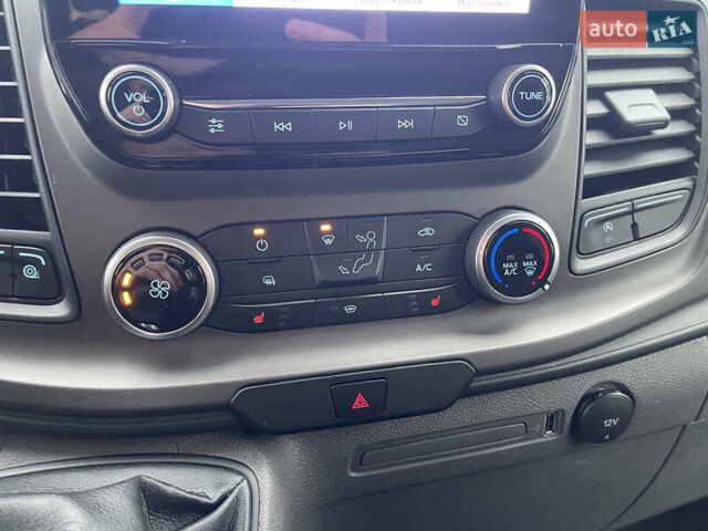 Білий Форд Транзит Кастом, об'ємом двигуна 2 л та пробігом 162 тис. км за 19300 $, фото 39 на Automoto.ua