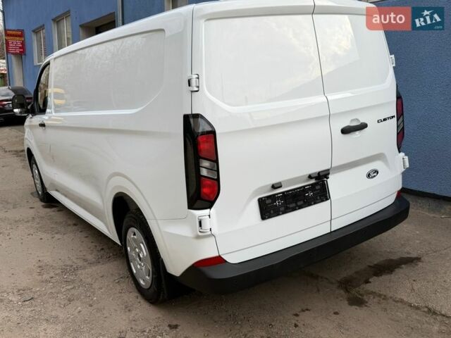 Белый Форд Транзит Кастом, объемом двигателя 2 л и пробегом 34 тыс. км за 29999 $, фото 2 на Automoto.ua