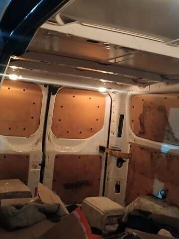 Білий Форд Транзит Кастом, об'ємом двигуна 2.2 л та пробігом 230 тис. км за 11000 $, фото 6 на Automoto.ua