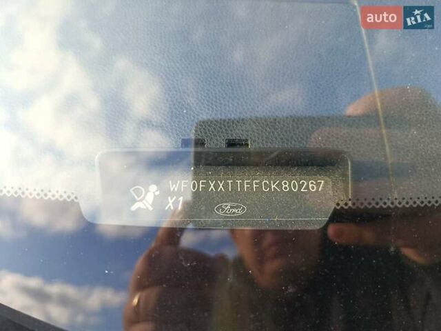 Білий Форд Транзит Кастом, об'ємом двигуна 2.2 л та пробігом 484 тис. км за 9000 $, фото 4 на Automoto.ua