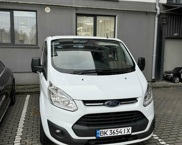 Форд Транзит Кастом 2015 в Ровно на Automoto.ua Белый Форд Транзит Кастом, объемом двигателя 2.2 л и пробегом 279 тыс. км за 11700 $, фото 2 на Automoto.ua