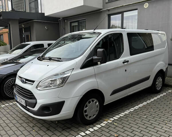 Форд Транзит Кастом 2015 в Ровно на Automoto.ua Белый Форд Транзит Кастом, объемом двигателя 2.2 л и пробегом 279 тыс. км за 11700 $, фото 6 на Automoto.ua