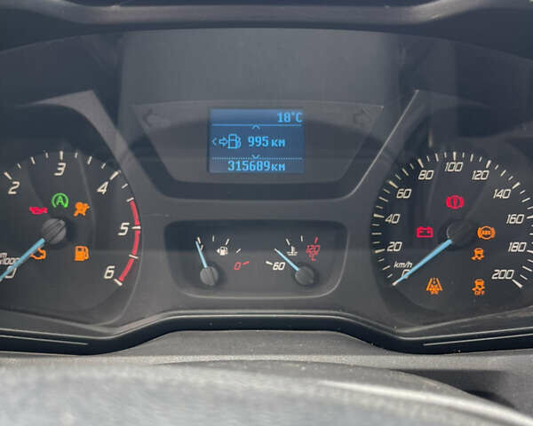 Білий Форд Транзит Кастом, об'ємом двигуна 2.2 л та пробігом 316 тис. км за 12000 $, фото 18 на Automoto.ua