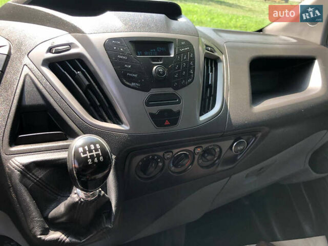 Белый Форд Транзит Кастом, объемом двигателя 2.2 л и пробегом 415 тыс. км за 11400 $, фото 7 на Automoto.ua