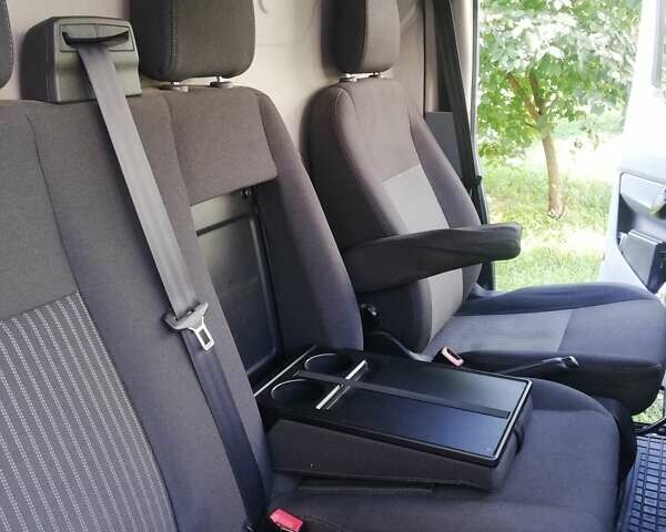 Білий Форд Транзит Кастом, об'ємом двигуна 2.2 л та пробігом 575 тис. км за 10500 $, фото 11 на Automoto.ua