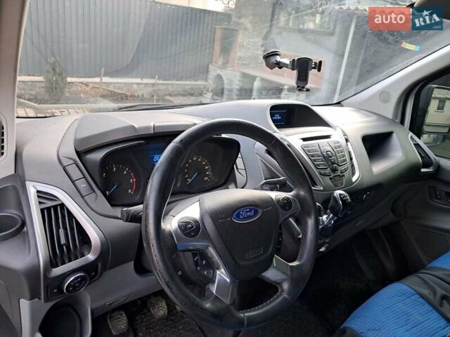 Белый Форд Транзит Кастом, объемом двигателя 2.2 л и пробегом 210 тыс. км за 7900 $, фото 3 на Automoto.ua