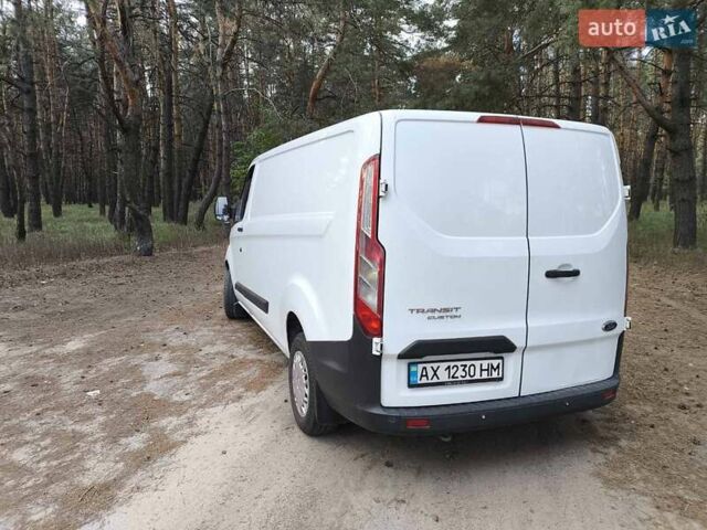 Білий Форд Транзит Кастом, об'ємом двигуна 2.2 л та пробігом 220 тис. км за 14000 $, фото 5 на Automoto.ua