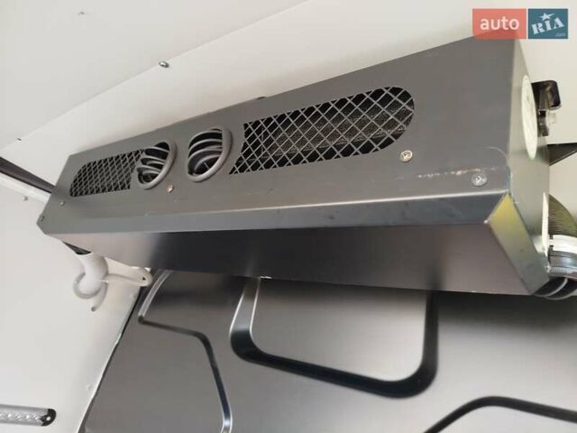 Білий Форд Транзит Кастом, об'ємом двигуна 2 л та пробігом 272 тис. км за 12300 $, фото 9 на Automoto.ua
