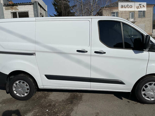 Белый Форд Транзит Кастом, объемом двигателя 2 л и пробегом 207 тыс. км за 16200 $, фото 2 на Automoto.ua