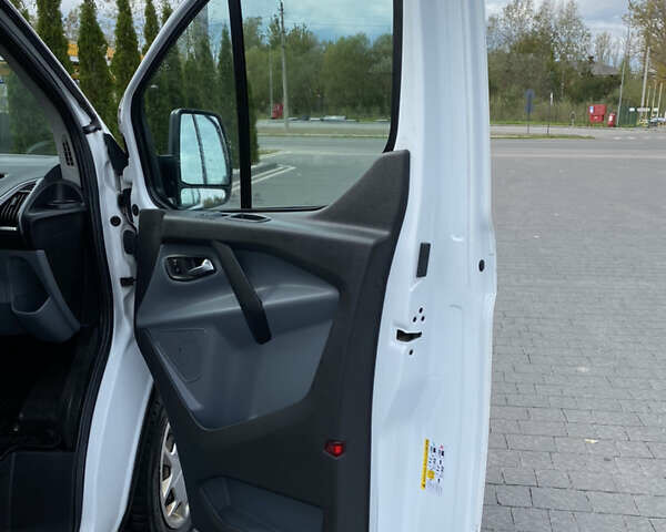 Білий Форд Транзит Кастом, об'ємом двигуна 2 л та пробігом 269 тис. км за 11699 $, фото 20 на Automoto.ua