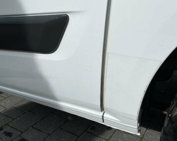 Білий Форд Транзит Кастом, об'ємом двигуна 2 л та пробігом 269 тис. км за 11699 $, фото 11 на Automoto.ua