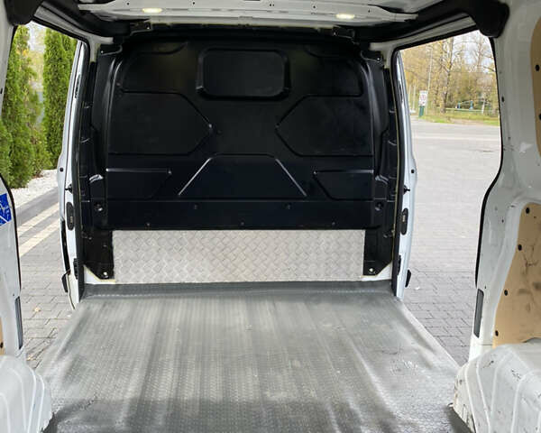 Білий Форд Транзит Кастом, об'ємом двигуна 2 л та пробігом 269 тис. км за 11699 $, фото 19 на Automoto.ua