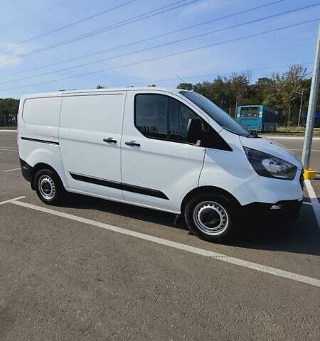 Белый Форд Транзит Кастом, объемом двигателя 2 л и пробегом 216 тыс. км за 9998 $, фото 2 на Automoto.ua