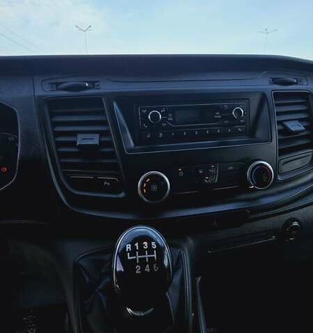 Белый Форд Транзит Кастом, объемом двигателя 2 л и пробегом 216 тыс. км за 9998 $, фото 19 на Automoto.ua