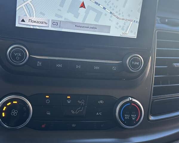 Форд Транзит Кастом 2018 в Калуше на Automoto.ua Белый Форд Транзит Кастом, объемом двигателя 2 л и пробегом 90 тыс. км за 15900 $, фото 32 на Automoto.ua
