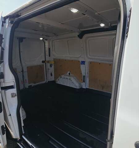 Белый Форд Транзит Кастом, объемом двигателя 2 л и пробегом 216 тыс. км за 9998 $, фото 10 на Automoto.ua