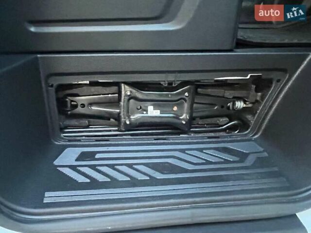 Белый Форд Транзит Кастом, объемом двигателя 2 л и пробегом 230 тыс. км за 16800 $, фото 38 на Automoto.ua