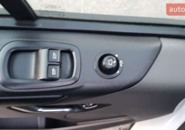 Форд Транзит Кастом 2019 в Виннице на Automoto.ua Белый Форд Транзит Кастом, объемом двигателя 2 л и пробегом 185 тыс. км за 18900 $, фото 10 на Automoto.ua