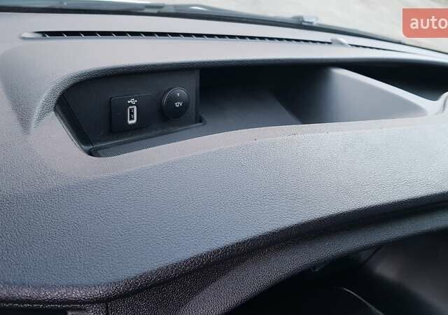 Форд Транзит Кастом 2019 в Виннице на Automoto.ua Белый Форд Транзит Кастом, объемом двигателя 2 л и пробегом 185 тыс. км за 18900 $, фото 12 на Automoto.ua