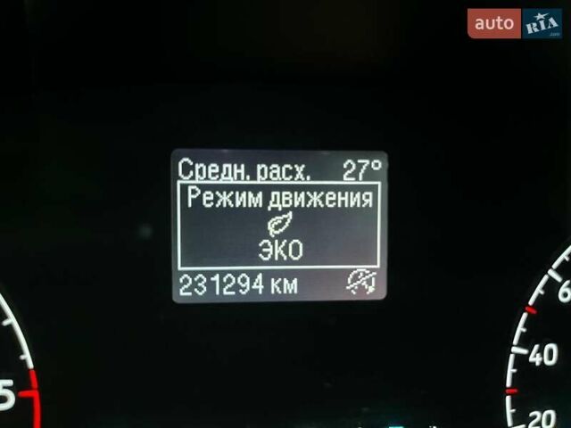 Белый Форд Транзит Кастом, объемом двигателя 2 л и пробегом 230 тыс. км за 16800 $, фото 49 на Automoto.ua