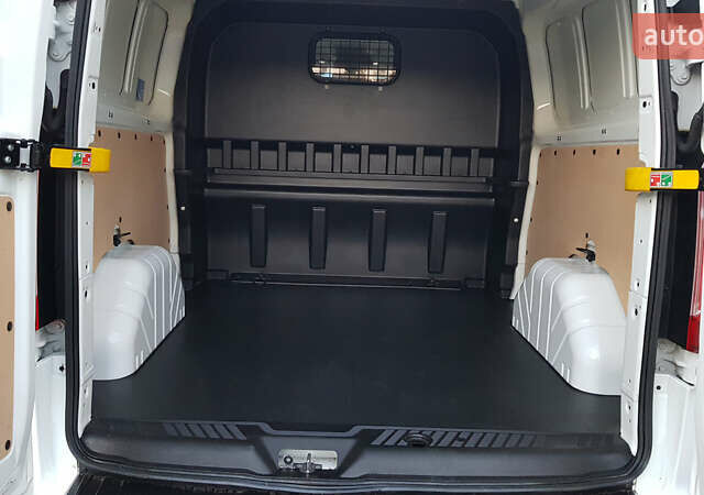 Форд Транзит Кастом 2019 в Виннице на Automoto.ua Белый Форд Транзит Кастом, объемом двигателя 2 л и пробегом 185 тыс. км за 18900 $, фото 55 на Automoto.ua