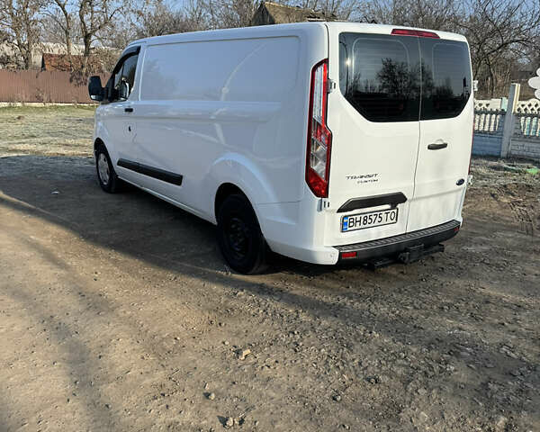 Білий Форд Транзит Кастом, об'ємом двигуна 2 л та пробігом 270 тис. км за 18000 $, фото 2 на Automoto.ua