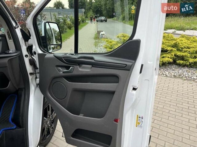 Білий Форд Транзит Кастом, об'ємом двигуна 2 л та пробігом 240 тис. км за 17000 $, фото 21 на Automoto.ua