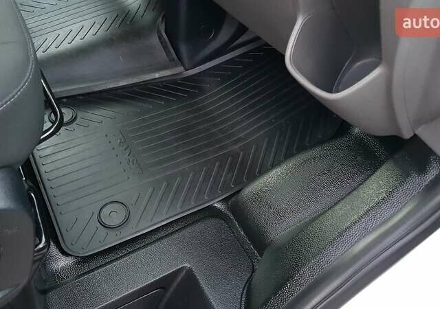 Форд Транзит Кастом 2019 в Виннице на Automoto.ua Белый Форд Транзит Кастом, объемом двигателя 2 л и пробегом 185 тыс. км за 18900 $, фото 43 на Automoto.ua