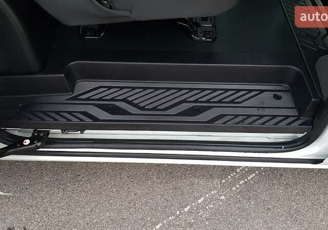 Форд Транзит Кастом 2019 в Виннице на Automoto.ua Белый Форд Транзит Кастом, объемом двигателя 2 л и пробегом 185 тыс. км за 18900 $, фото 51 на Automoto.ua