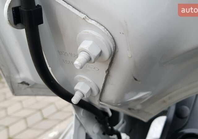 Белый Форд Транзит Кастом, объемом двигателя 2 л и пробегом 145 тыс. км за 16900 $, фото 54 на Automoto.ua