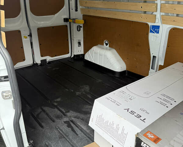 Белый Форд Транзит Кастом, объемом двигателя 2 л и пробегом 55 тыс. км за 19600 $, фото 16 на Automoto.ua