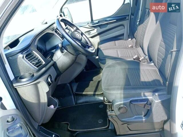Білий Форд Транзит Кастом, об'ємом двигуна 2 л та пробігом 243 тис. км за 16500 $, фото 33 на Automoto.ua