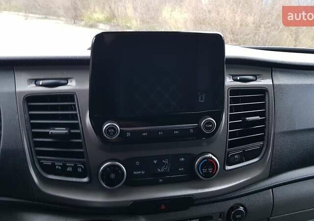 Белый Форд Транзит Кастом, объемом двигателя 2 л и пробегом 145 тыс. км за 16900 $, фото 25 на Automoto.ua