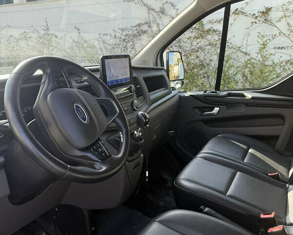 Белый Форд Транзит Кастом, объемом двигателя 2 л и пробегом 55 тыс. км за 19600 $, фото 12 на Automoto.ua