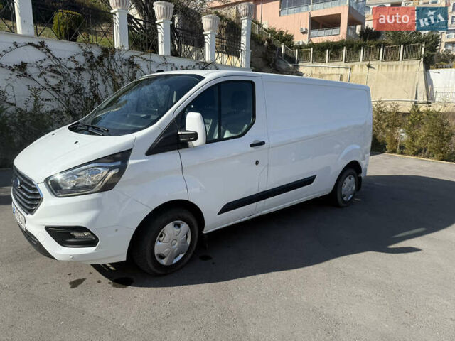 Белый Форд Транзит Кастом, объемом двигателя 2 л и пробегом 55 тыс. км за 19600 $, фото 2 на Automoto.ua