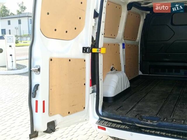 Білий Форд Транзит Кастом, об'ємом двигуна 2 л та пробігом 243 тис. км за 16500 $, фото 23 на Automoto.ua