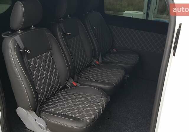 Белый Форд Транзит Кастом, объемом двигателя 2 л и пробегом 145 тыс. км за 16900 $, фото 4 на Automoto.ua