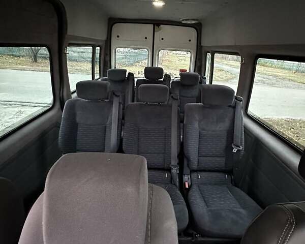 Белый Форд Транзит Кастом, объемом двигателя 2.2 л и пробегом 250 тыс. км за 8500 $, фото 4 на Automoto.ua