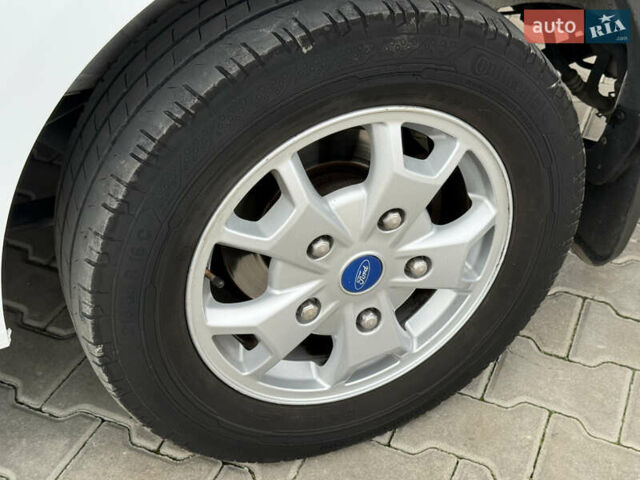 Форд Транзит Кастом 2012 у Ковель на Automoto.ua Білий Форд Транзит Кастом, об'ємом двигуна 2.2 л та пробігом 267 тис. км за 12900 $, фото 30 на Automoto.ua