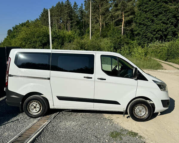 Білий Форд Транзит Кастом, об'ємом двигуна 2.2 л та пробігом 273 тис. км за 12000 $, фото 4 на Automoto.ua