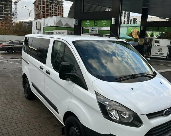 Білий Форд Транзит Кастом, об'ємом двигуна 2.2 л та пробігом 263 тис. км за 12000 $, фото 3 на Automoto.ua