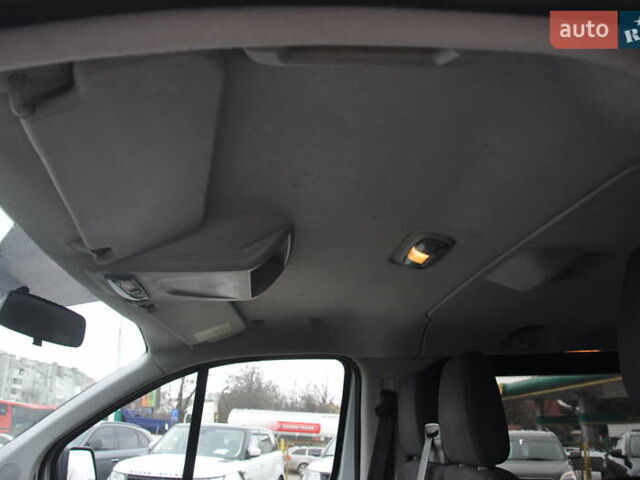 Белый Форд Транзит Кастом, объемом двигателя 2.2 л и пробегом 270 тыс. км за 10500 $, фото 17 на Automoto.ua