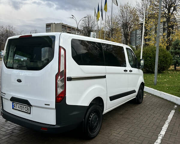 Білий Форд Транзит Кастом, об'ємом двигуна 2.2 л та пробігом 263 тис. км за 12000 $, фото 9 на Automoto.ua